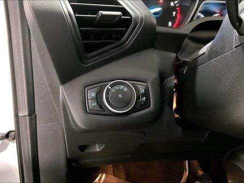 Used 2018 Ford Escape SE image 39