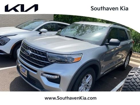 Used 2021 Ford Explorer XLT w/ Equipment Group 202A image 1