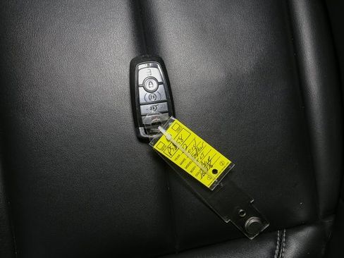 Used 2022 Ford Explorer XLT w/ Equipment Group 202A image 42