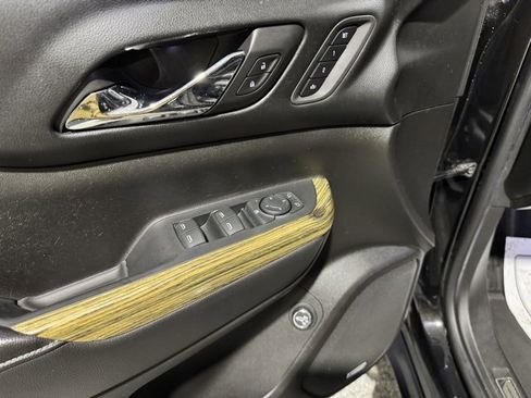 Used 2017 GMC Acadia Denali w/ Technology Package image 6