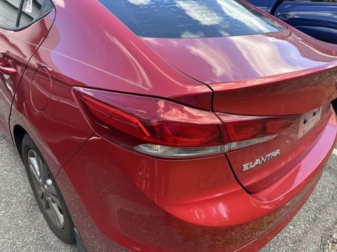 Used 2018 Hyundai Elantra Value Edition FWD image 9