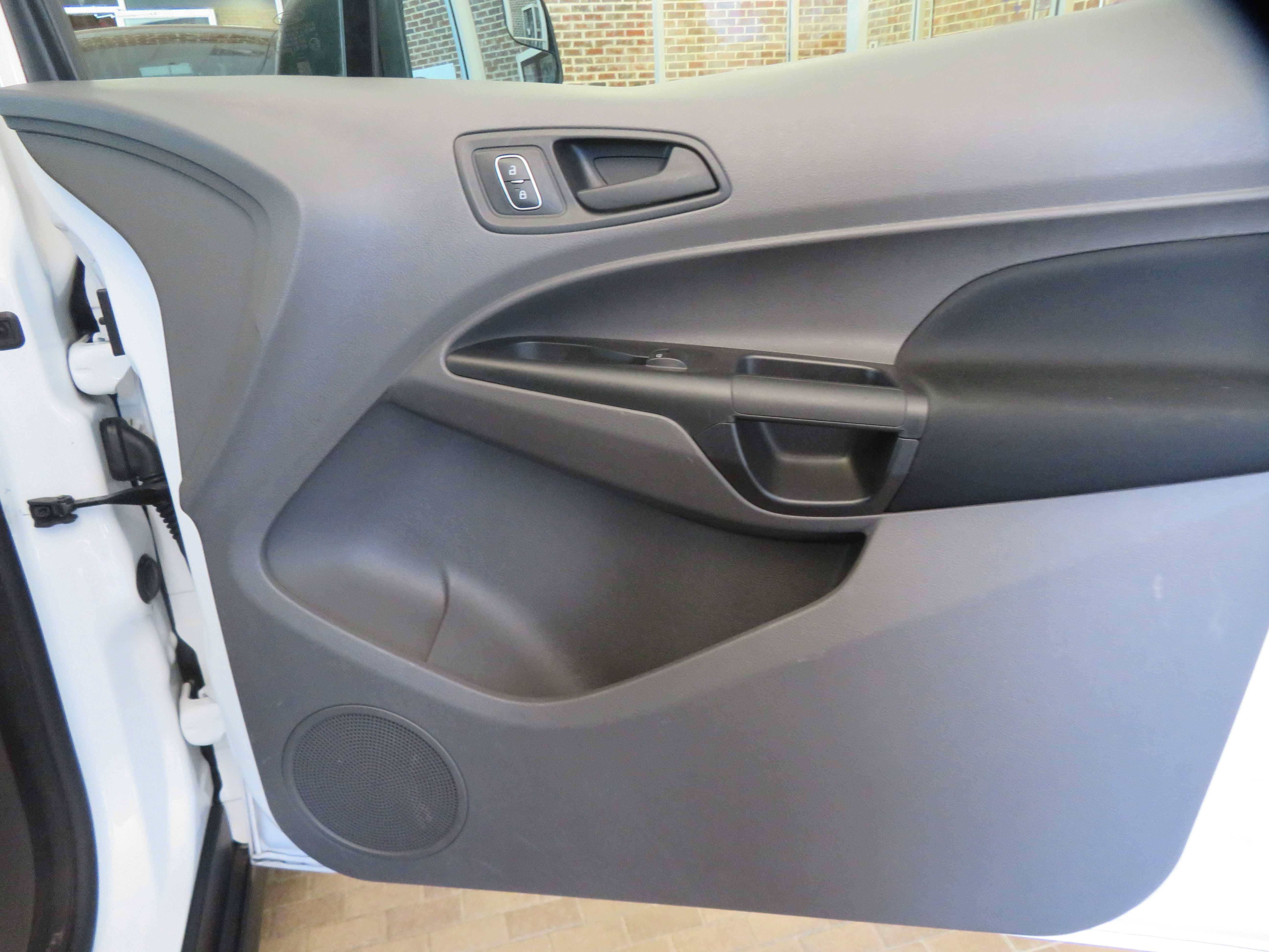 Used 2022 Ford Transit Connect XL FWD image 33