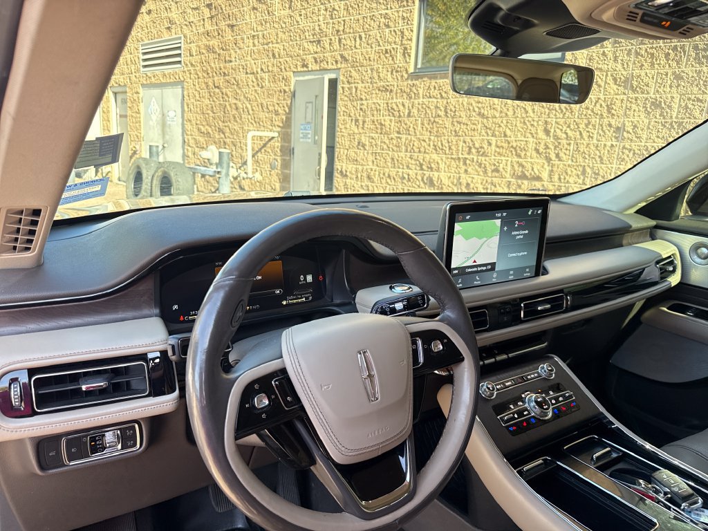 Used 2021 Lincoln Aviator Reserve w/ Equipment Group 201A AWD/4WD image 14