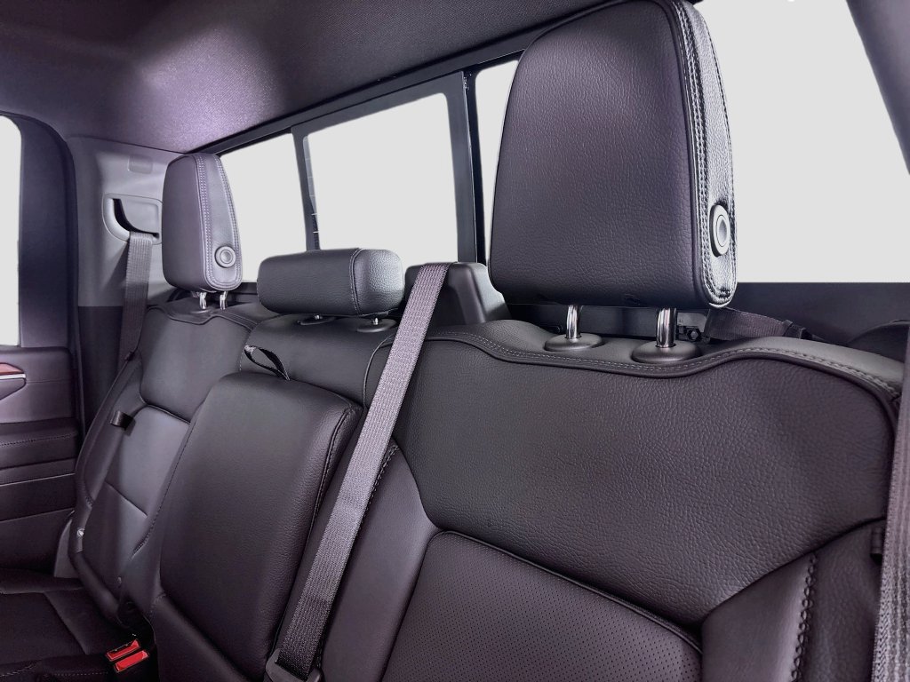 New 2026 GMC Sierra 2500 Denali w/ Denali Reserve Package AWD/4WD image 25