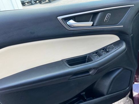 Used 2022 Ford Edge SEL w/ Convenience Package AWD/4WD image 11