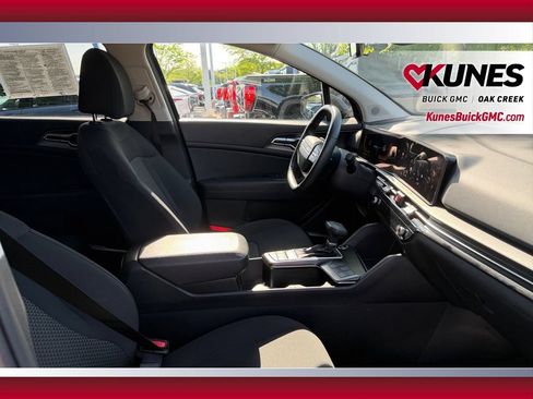 Used 2026 Kia Sportage LX FWD image 39