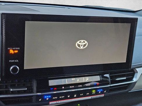 New 2026 Toyota Sienna Limited FWD image 12