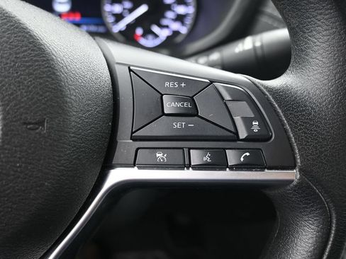 Used 2024 Nissan Sentra SV FWD image 24