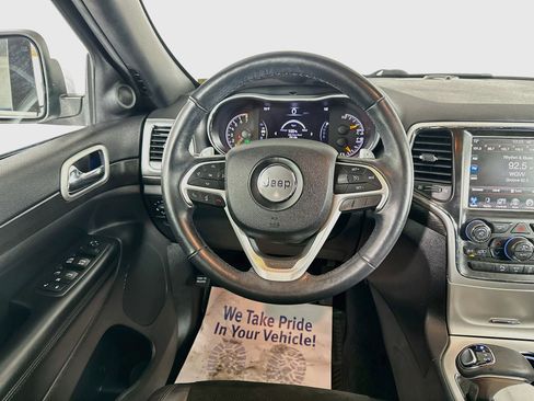 Used 2015 Jeep Grand Cherokee Altitude AWD/4WD image 22
