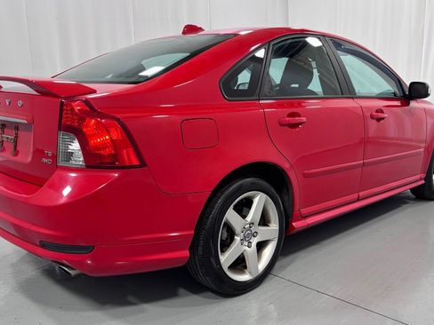 Used 2009 Volvo S40 T5 R-Design AWD/4WD image 5