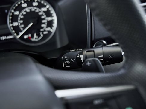 Used 2024 Mitsubishi Outlander SE image 38