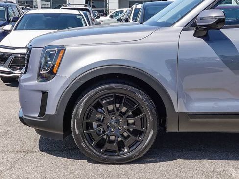 Used 2021 Kia Telluride SX w/ SX Prestige Package AWD/4WD image 9