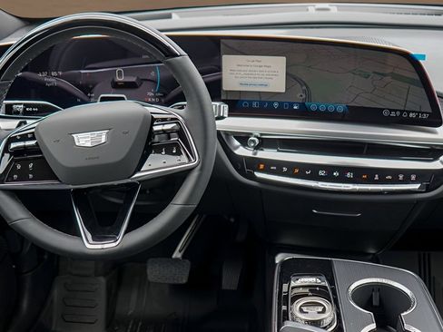 New 2026 Cadillac Lyriq Luxury w/ LPO, Floor Liner Package image 24