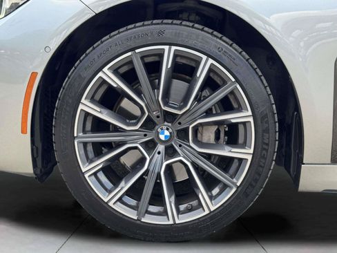 Used 2022 BMW 740i xDrive w/ M Sport Package AWD/4WD image 78