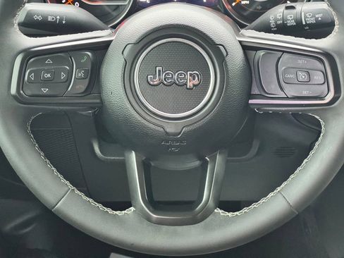 Used 2023 Jeep Wrangler Unlimited Sport AWD/4WD image 20