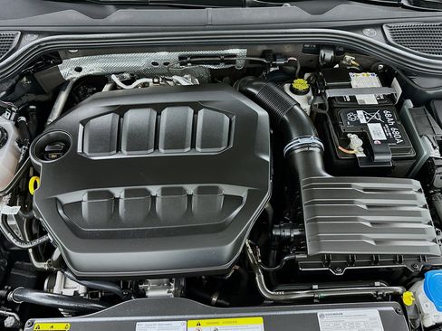 Used 2024 Volkswagen GTI Autobahn image 32