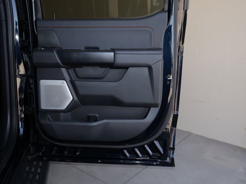 Used 2025 Ford F150 Raptor AWD/4WD image 47