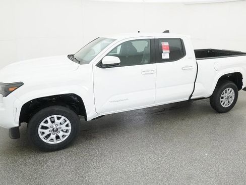 New 2026 Toyota Tacoma SR5 image 30