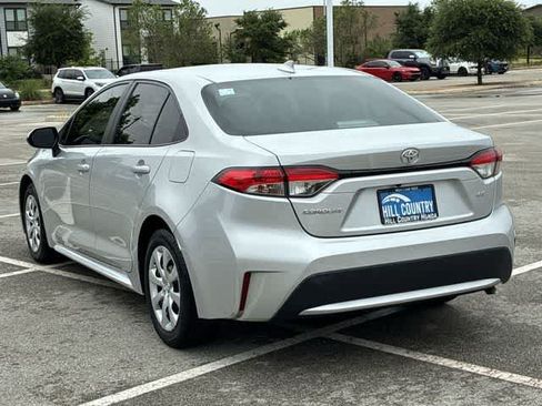 Used 2022 Toyota Corolla LE FWD image 4