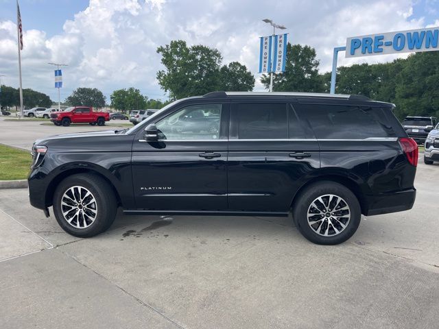 Used 2025 Ford Expedition Platinum AWD/4WD image 3