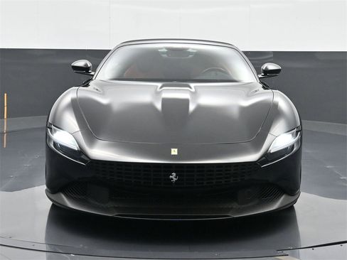 Used 2024 Ferrari Roma Spider image 15