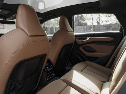 New 2026 Audi A6 Premium Plus image 26