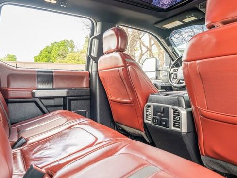 Used 2019 Ford F350 Platinum w/ Platinum Ultimate Package image 41