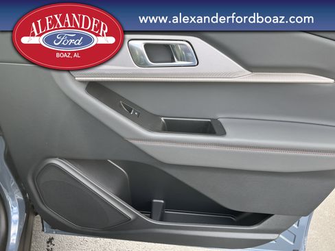 New 2026 Ford Explorer Active w/ Active Comfort Package image 14