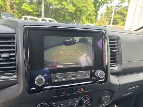 Used 2022 Nissan Frontier S w/ Technology Package RWD image 20