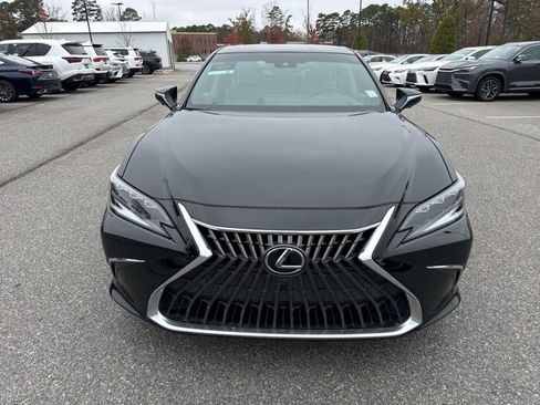 Used 2024 Lexus ES 350 Ultra Luxury image 3