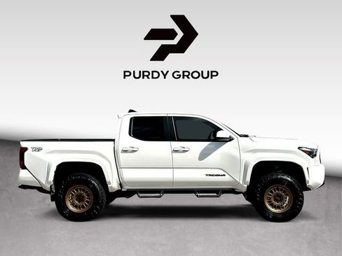 Certified 2024 Toyota Tacoma TRD Sport AWD/4WD image 9