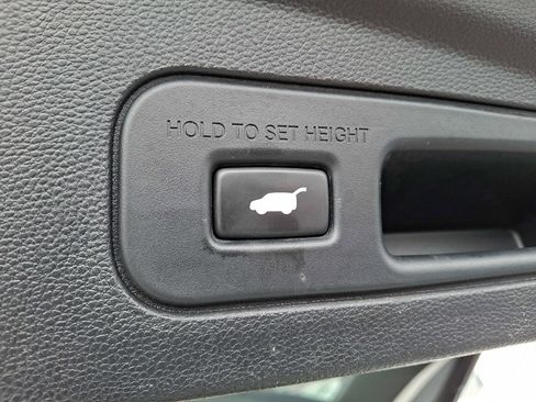 Used 2023 Acura MDX SH-AWD w/ Technology Package image 25