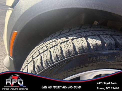 Used 2019 MINI Cooper S w/ Signature Upholstery Package image 10