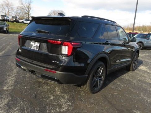 New 2025 Ford Explorer ST-Line w/ Premium Package image 7