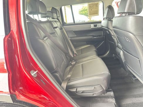 Used 2025 Hyundai Santa Fe SEL image 40