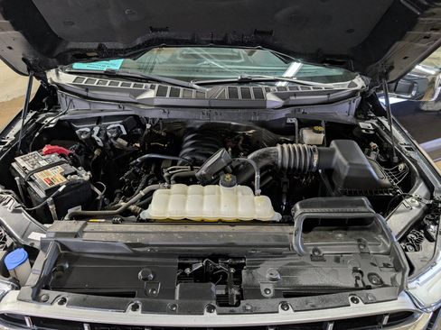 Used 2022 Ford F150 Lariat w/ Equipment Group 502A High image 5