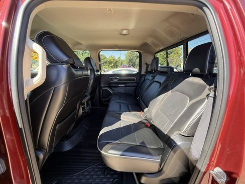 Used 2019 RAM 1500 Laramie AWD/4WD image 21