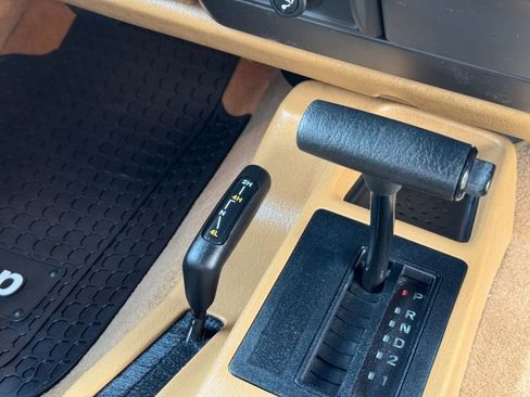 Used 1997 Jeep Wrangler Sahara image 27