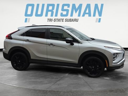 Used 2024 Mitsubishi Eclipse Cross Black Edition image 7