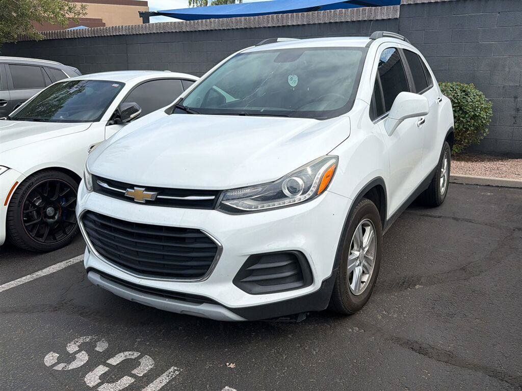 Used 2018 Chevrolet Trax LT FWD image 1