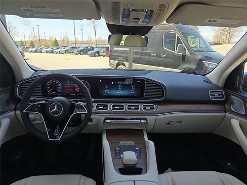 New 2026 Mercedes-Benz GLE 450 4MATIC image 18