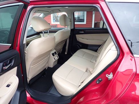 Used 2018 Subaru Outback 2.5i Limited image 8