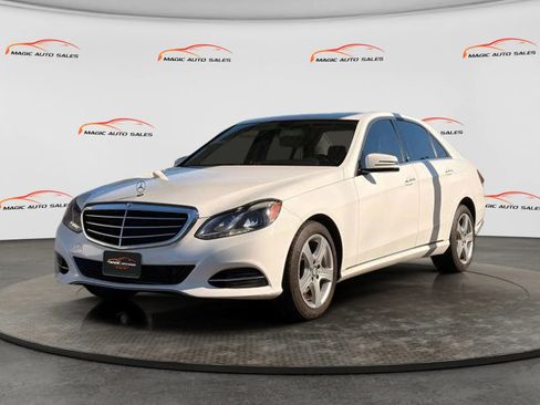 Used 2015 Mercedes-Benz E 350 4MATIC Sedan image 2