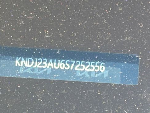 Used 2025 Kia Soul LX w/ LX Technology Package image 29