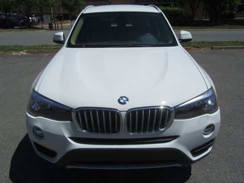 Used 2017 BMW X3 xDrive28i image 5