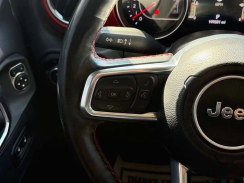 Used 2021 Jeep Gladiator Rubicon AWD/4WD image 16