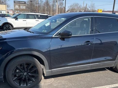 Used 2023 MAZDA CX-9 Touring Plus image 2