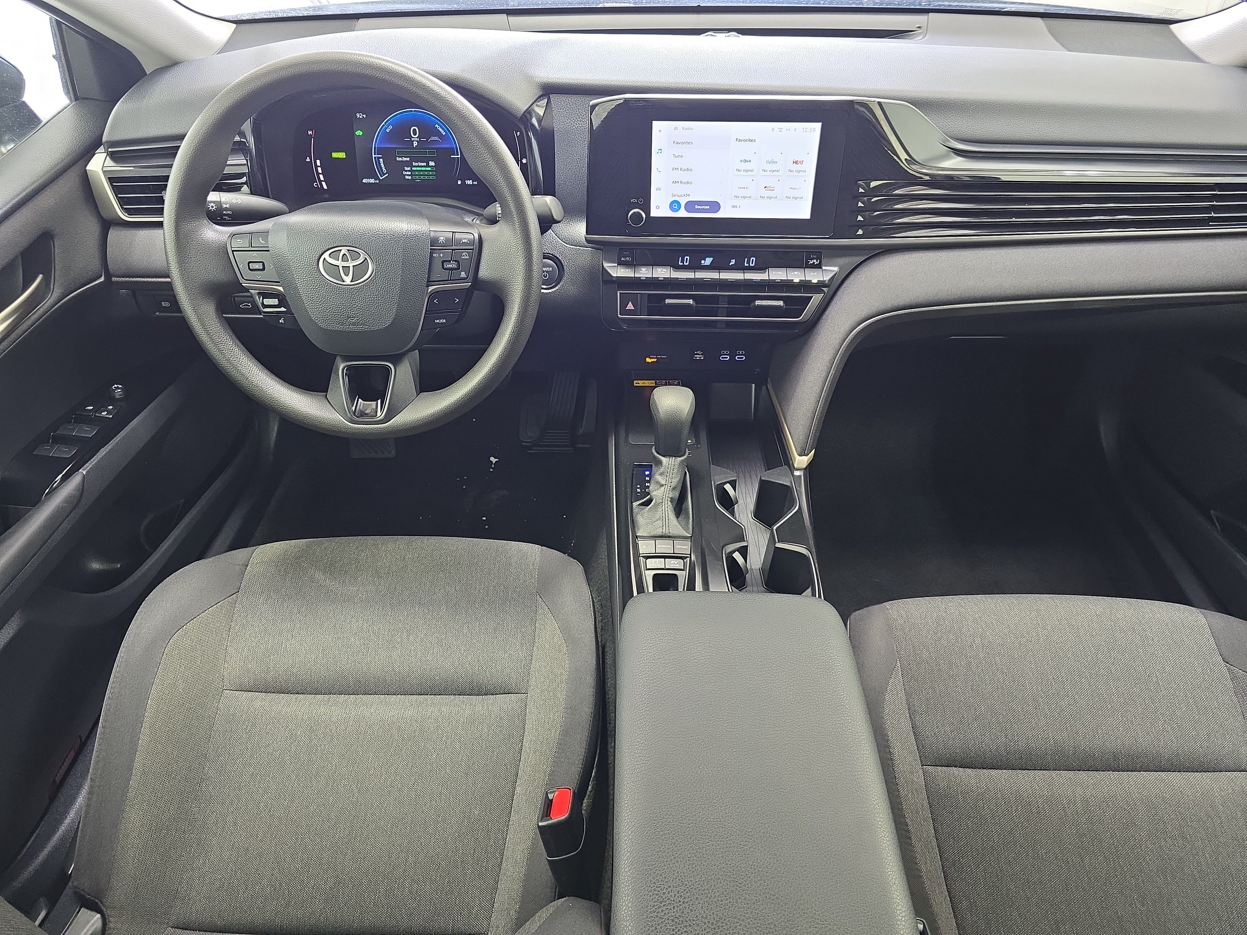 Used 2025 Toyota Camry LE FWD image 12
