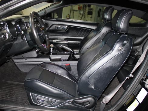 Used 2015 Ford Mustang GT Premium w/ GT Performance Package RWD image 23