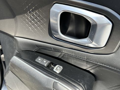 Certified 2023 Kia Sorento SX FWD image 20